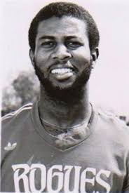 Happy 68th birthday to Patrick Horne, the American defender who helped  SIU-Edwardsville reach the 1975 NCAA Final, then played 2 NASL seasons with  the Memphis Rogues (1978) and New England Tea Men (