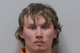 Shaun Swenson's Instagram, Twitter & Facebook