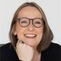 Julia Wakefield Email & Phone Number