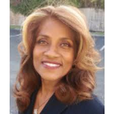 Betty Khan's Instagram, Twitter & Facebook