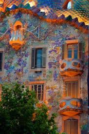 Porte E Finestre Particolari Antoni Gaudi Bovindo Finestra