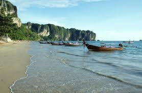 Bayou lagoon ini berada di jalan wakaf utama bukit katil yang berjarak 15 minit lebih menarik lagi ini adalah masjid yang tertua di malaysia. 25 Perkara Anda Mesti Lakukan Di Krabi Thailand Tarikan Popular