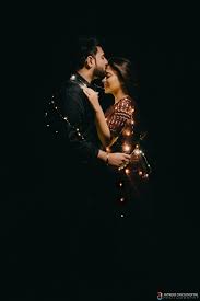 Hire The Best Wedding Photographers In 2020 Wedding Couple Poses Photography Wedding Photoshoot Props Romantic Couples Photography