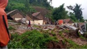 Arahan penataan kawasan di desa tengklik kecamatan tawangmangu kabupaten karanganyar jawa tengah. Tanah Longsor Terjang Cimanggung Sumedang 12 Orang Belum Diketahui Nasibnya Bagian 1