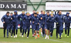 Türkiye kupası çeyrek final ilk maçında akın çorap giresunspor, fenerbahçe ile kendi evinde karşılaştı. Fenerbahce Sk Ø¯Ø± ØªÙˆÛŒÛŒØªØ± Giresunspor Maci Hazirliklarimizi Tamamladik