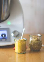 Ich würze mit den gewürzen der firma just spices gmbh. Diy War Gestern Heute Heisst Es Tiy Thermomix It Yourself Selbst Gemachter Klassischer Senf Und Cidre Senf Zum Schenk Mal Was Tag Moey S Kitchen Foodblog