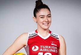 She was born on july 7, 1999 in kartal, turkey. Zehra Gunes Kimdir Boyu Yasi Voleybol Kariyeri Oynadigi Takimlar