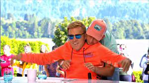 Wer ihm folgt, ist unklar. Dsds Jury Aus Pietro Lombardi Sitzt 2021 Nicht Mehr Neben Dieter Bohlen