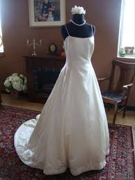 Lazaro Ivory Silver Silk Satin Fixer Spaghetti Strap Formal Wedding Dress Size 8 M 96 Off Retail