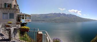 Gardasee Hotel Panorama Del Garda Mit Schwimmbad Tennisplatz Und Restaurant Willkommen In Tremosine Hotel Natural Landmarks Hotel Restaurant