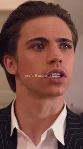 Damian Tanner's Instagram, Twitter & Facebook