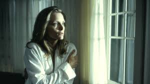 Watch online what lies below watch streaming. What Lies Beneath 2000 Directed By Robert Zemeckis Reviews Film Cast Letterboxd