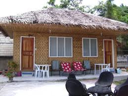 Its most common appearance is like that of stilt nipa hut that stands on spanish style stone blocks or bricks as a foundation instead of wood or bamboo stilts. Native House Design Philippines Bamboo House Design Filipino House Small House Design Philippines