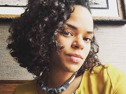 Elizabeth Chasteen's Instagram, Twitter & Facebook