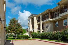 Studio apartments in katy 1 bedroom apartments in katy 2 bedroom apartments in katy 3 bedroom apartments in katy 4 bedroom a town located in texas, katy has a population of approximately 20,000. Oak Park Trails Apartments In Katy Apartments For Rent In Katy Tx