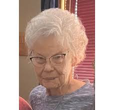 Jennifer Schiermeyer's Instagram, Twitter & Facebook