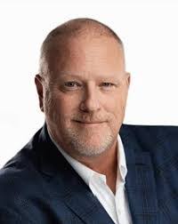 Dan Mcmahon's Instagram, Twitter & Facebook