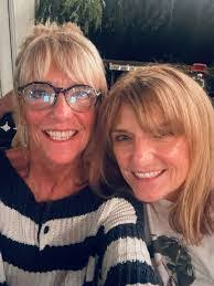 Lori Pearman's Instagram, Twitter & Facebook