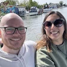 Jessica Paramo's Instagram, Twitter & Facebook