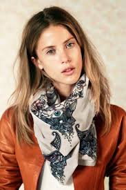 Laura Bailey's scarf addiction