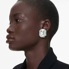 The Shops at Willow Bend