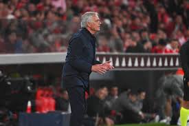 Jornal espanhol desmente Mourinho