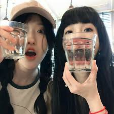 好朋友不是争取来的， 而是在不同道路上努力奔跑时，自会相逢。