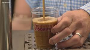 Trying the new dunkin' bacon and cheese rollups. Dunkin Donuts Launches Free Coffee Mondays In Other News 8 3 20 9news Com
