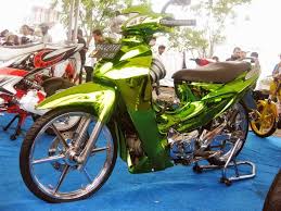 Modifikasi motor mobil honda cb malang via www.newhairstylesformen2014.com. 15 Gambar Motor Karisma Dor Terpopuler Lingkar Png