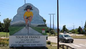 For departure place la mure it is their first time in the tour de france. Photos A La Mure La Ville Decoree Aux Couleurs Du Tour De France