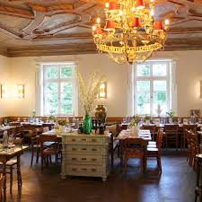 La villa steht einfach für die innovationen in münchen, die auch auf traditionen nicht verzichten müssen. Bamberger Haus Restaurant