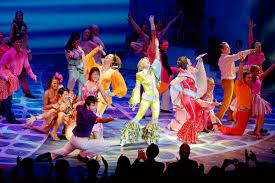 Har 1 billett til mamma mia 24.september kl.19:30 som jeg dessverre må selge. Mamma Mia Ndash Den Er Jo Bedre Enn Filmen