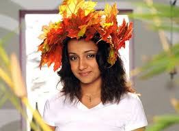 Trisha is a cat & just like that a bunch of kittens were born. Trisha Krishnan In Vtv Trisha Actress Trisha Photos Trisha Krishnan