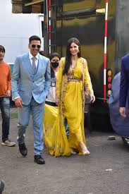 Amid Vicky Kaushal Marriage Rumours, Katrina Kaif Is Lighting Up Our Lives  In Time For Diwali In A Draped Floral Saree Gown And Jacket