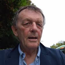 Rob Pell-Walpole (@DesignLightRob)