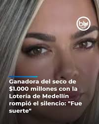 Economía La esposa del ex subgerente de la Lotería de Medellín quien ganó  un millonario premio explicó cómo la suerte estuvo a su favor Detalles en  primer comentario🔗👇