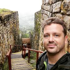 The Holistic Psychologist