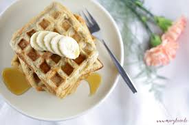 Gesundes Fruhstuck Vegane Haferwaffeln Mit Bananen Mary Loves