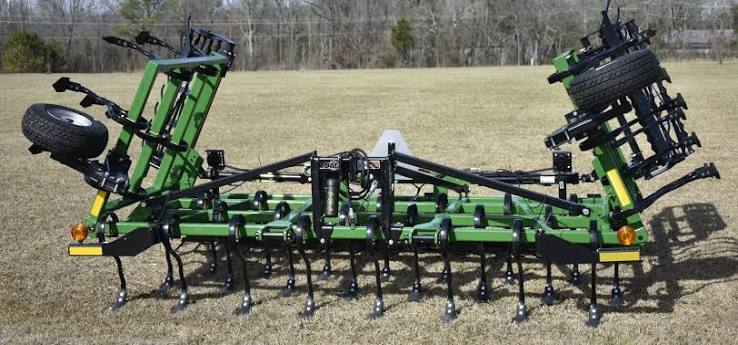 Washburn 9400-12 20-22 Field Cultivator