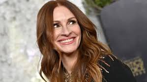 Julia Roberts once said, “I am aging with dignity, humor, and serenity. I  don't use lifting or Botox, and if that costs me papers, I'll produce my  own projects. I admire mothers