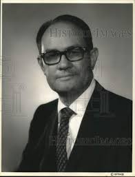 1969 Press Photo Robert E. Nesmith, businessman, politician