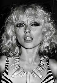 Waitress at Max's in 1967, England connection