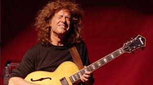 Tournée AF setembro: homenagem a grandes guitarristas do jazz