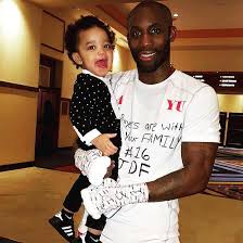 Ugás seemed to be landing with more power too, intermittently rocking pacquiao's head and pounding on his body, although he also strayed low at times earlier in the fight. Yordenis Ugas Home Facebook
