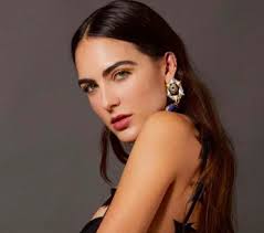 Book Daniela Botero for Your Event