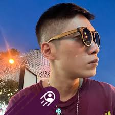 陳豪就好啦...可以嚇到Ali拍咁多沖涼鏡頭，仲要唔著衫彈起。不過依家有女神body睇就唔要森美喇.... #唉咁好福利既#