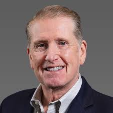 Peter Avakian's Instagram, Twitter & Facebook