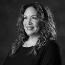 Community Member Shout-out : Suki (Etsuko) Tsujimoto is a New York-based  make-up artist with a background in fashion styling. Drawing significant  influence from her dual upbringing in New York and Japan, Suki