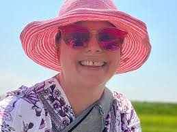 Hundred Nights Amazing Race