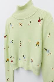 Free shipping and guaranteed authenticity on zara knit sweaterzara navy blue knit sweater top. Knit Sweater With Floral Embroidery Trf Zara Thailand